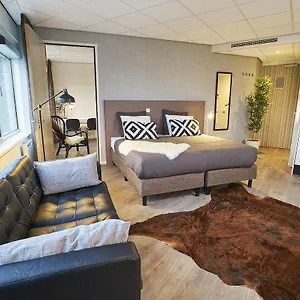 https://amrath-apart-hotel-schiphol-badhoevedorp.ihotelsrotterdam.com