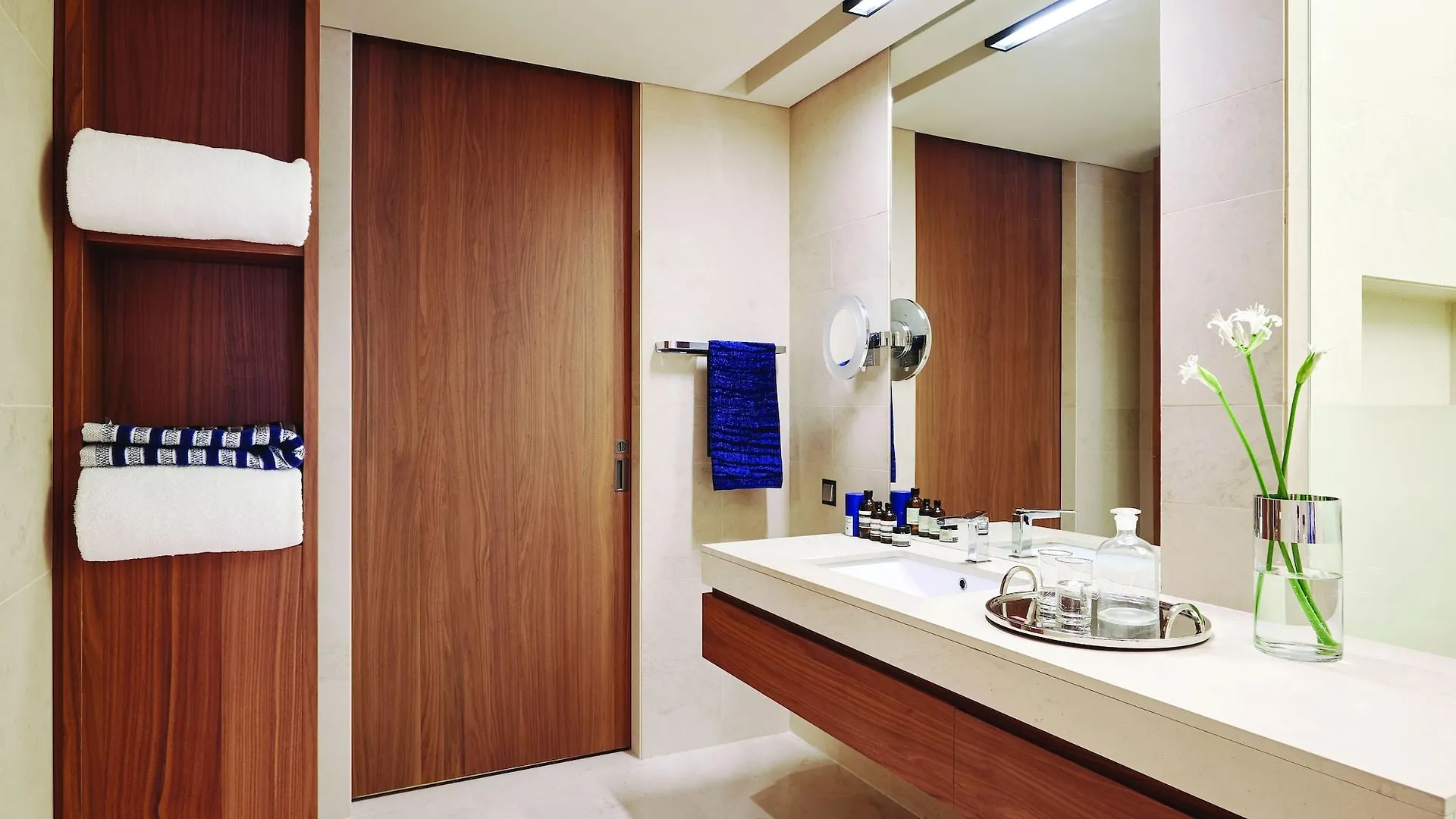 The Classic 500 Pentaz Executive Residence Seul 5*,